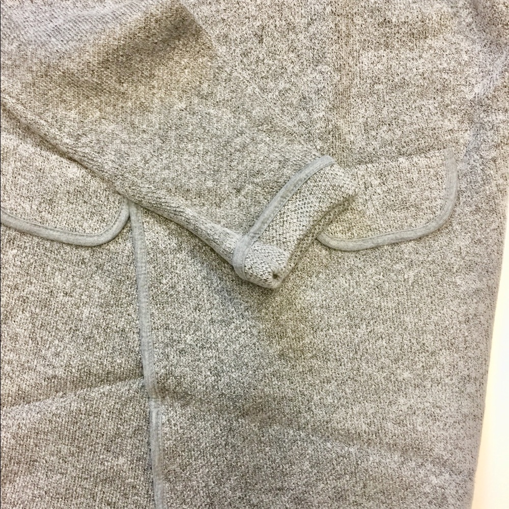 Gray cardigan - Picture 3 of 3